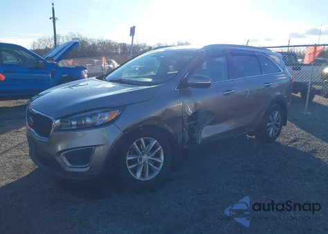 2017 Kia Sorento 2.4L Lx z USA, uszkodzony, nr VIN 5XYPGDA33HG278519
